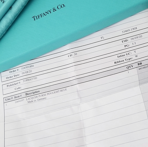 ❗Tiffany and Co Blue Glossy Enamel Pen with Gold Accents❗ - Picture 6 of 7